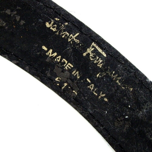 Salvatore Ferragamo Gancini Black Leather Belt gol